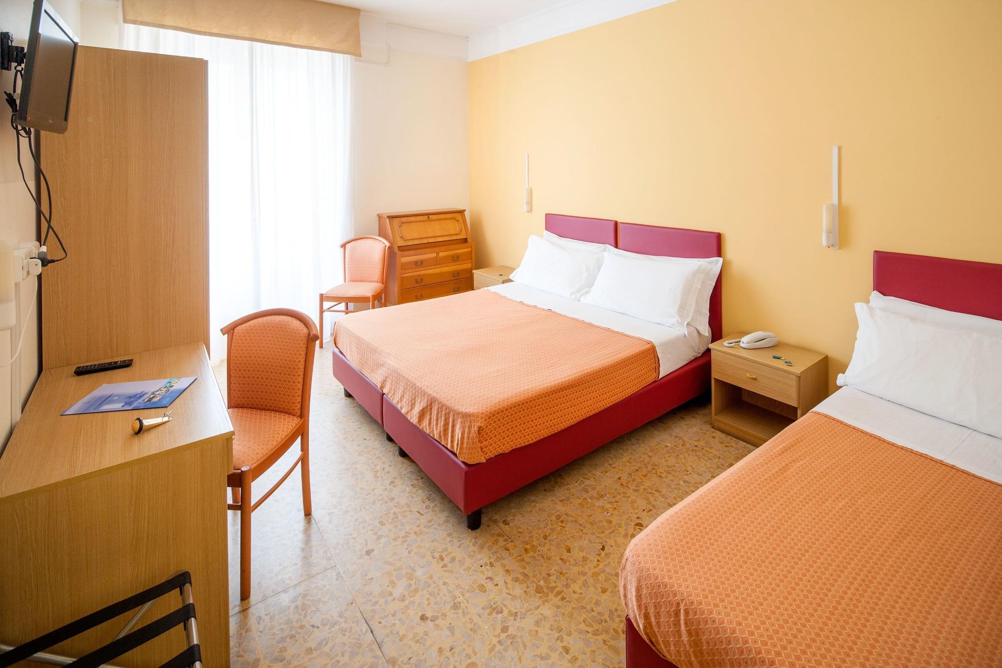 Hotel Curtis Centrale Alassio Ngoại thất bức ảnh