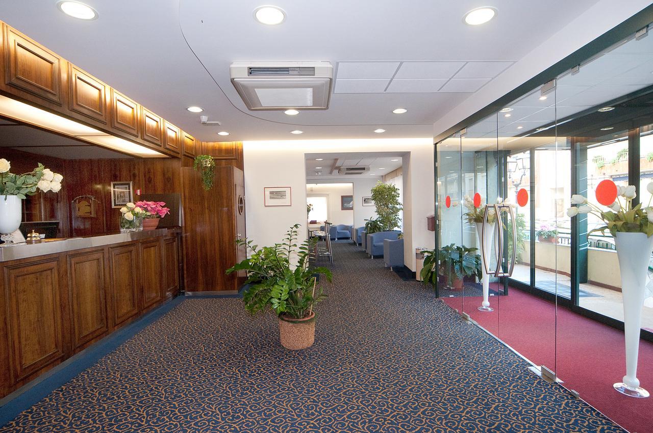 Hotel Curtis Centrale Alassio Ngoại thất bức ảnh